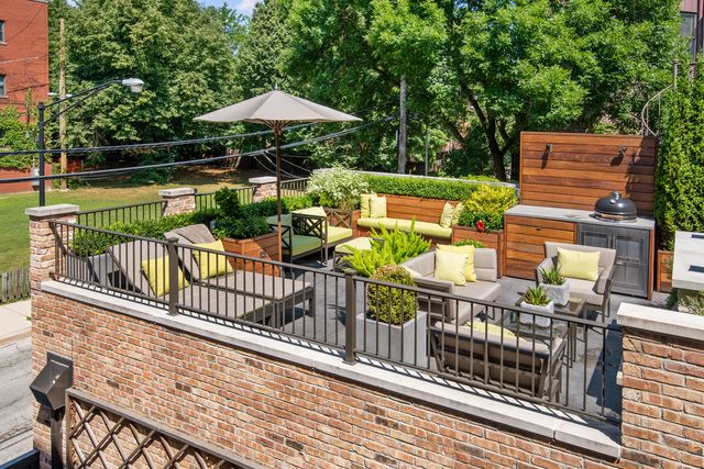 $4,100,000 | 438 West Eugenie Street, Chicago, IL 60614