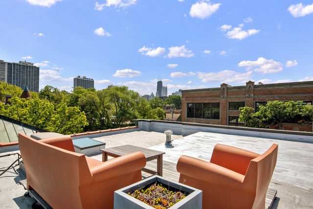 $4,100,000 | 438 West Eugenie Street, Chicago, IL 60614
