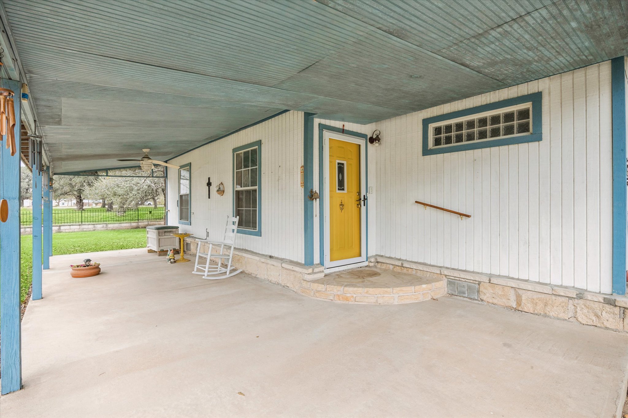 3502 1869th Ranch Liberty Hill, TX 78642 - Photo 7 of 20 Entrance to property with a patio and ceiling fan