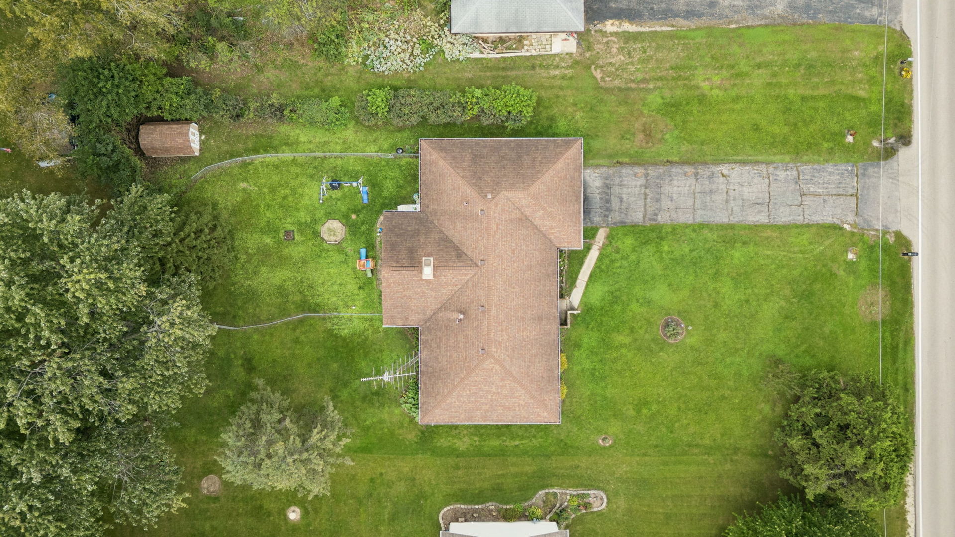 8598 Olson Road Belvidere, IL 61008 - Photo 5 of 32 Gallery Image 5