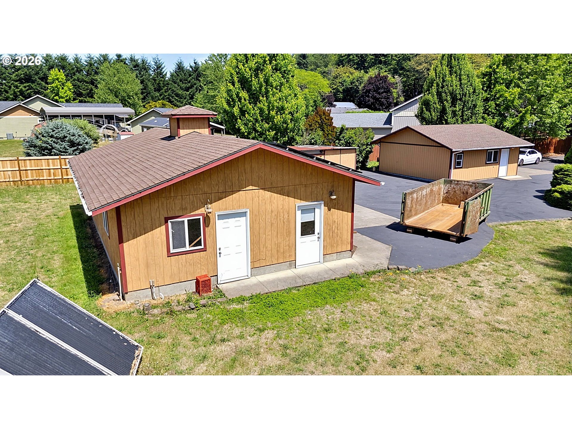 41743 Deerhorn Road Springfield, OR 97478 - Photo 38 of 48 Garage