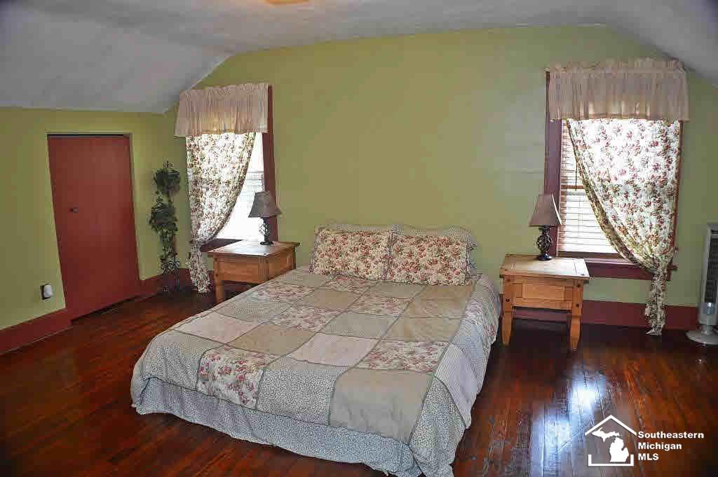 409 Pickard Road Temperance, MI 48182 - Photo 11 of 20
