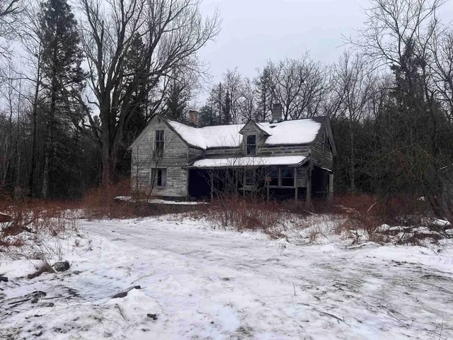 $39,900 | W6657 Right Of Way Road, Pembine, WI 54156
