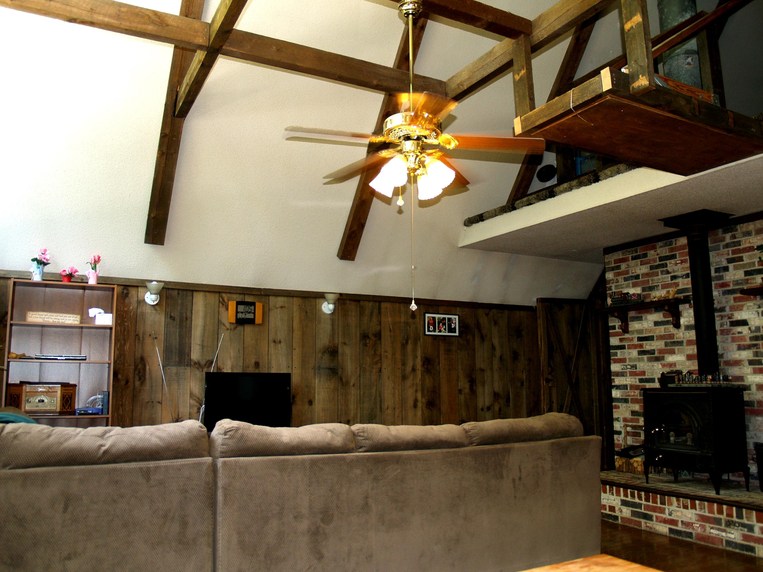 215 Disco Loop Road Friendsville, TN 37737 - Photo 11 of 40 Livingroom