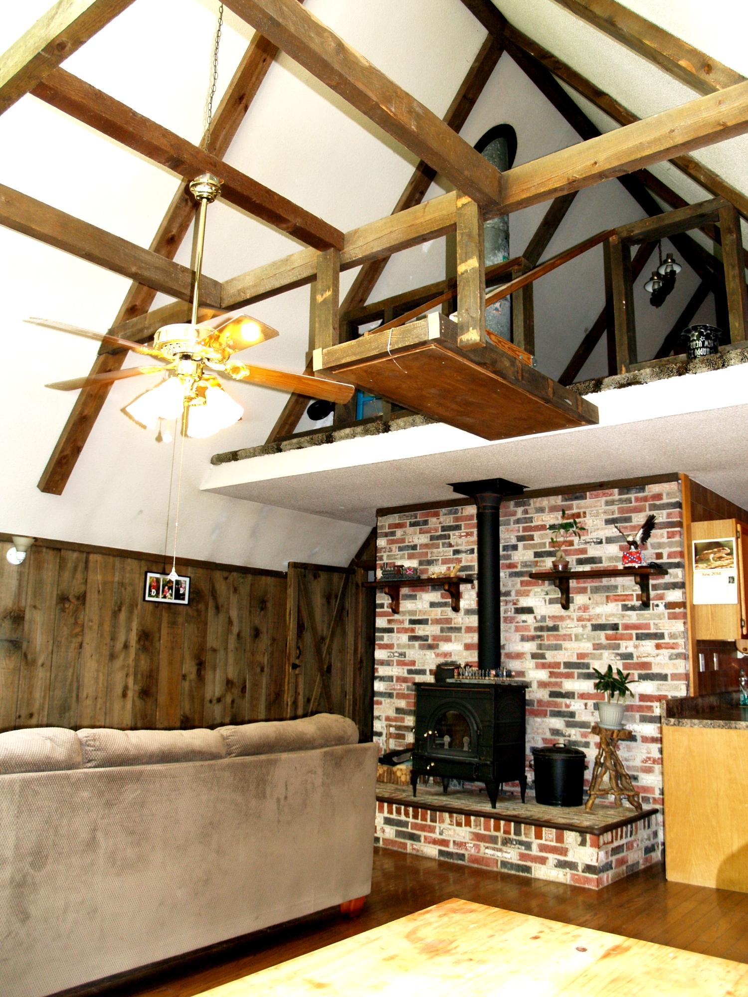 215 Disco Loop Road Friendsville, TN 37737 - Photo 12 of 40 Livingroom