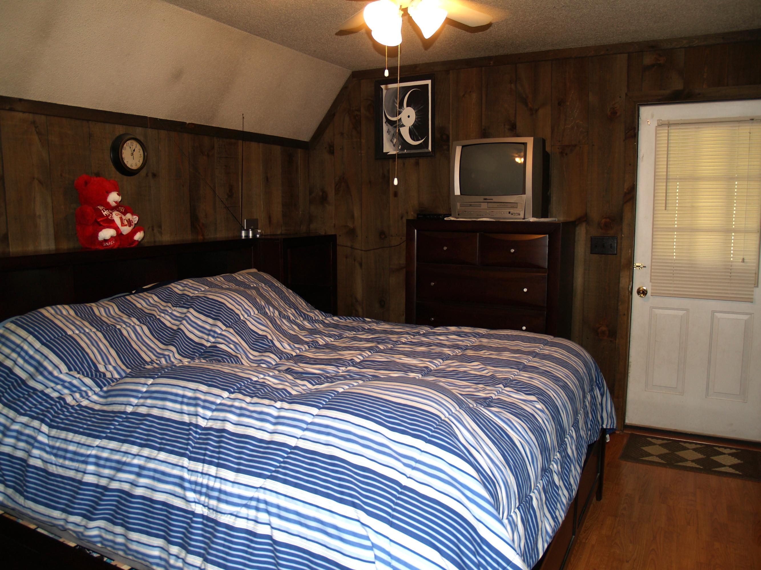 215 Disco Loop Road Friendsville, TN 37737 - Photo 16 of 40 Master Bedroom