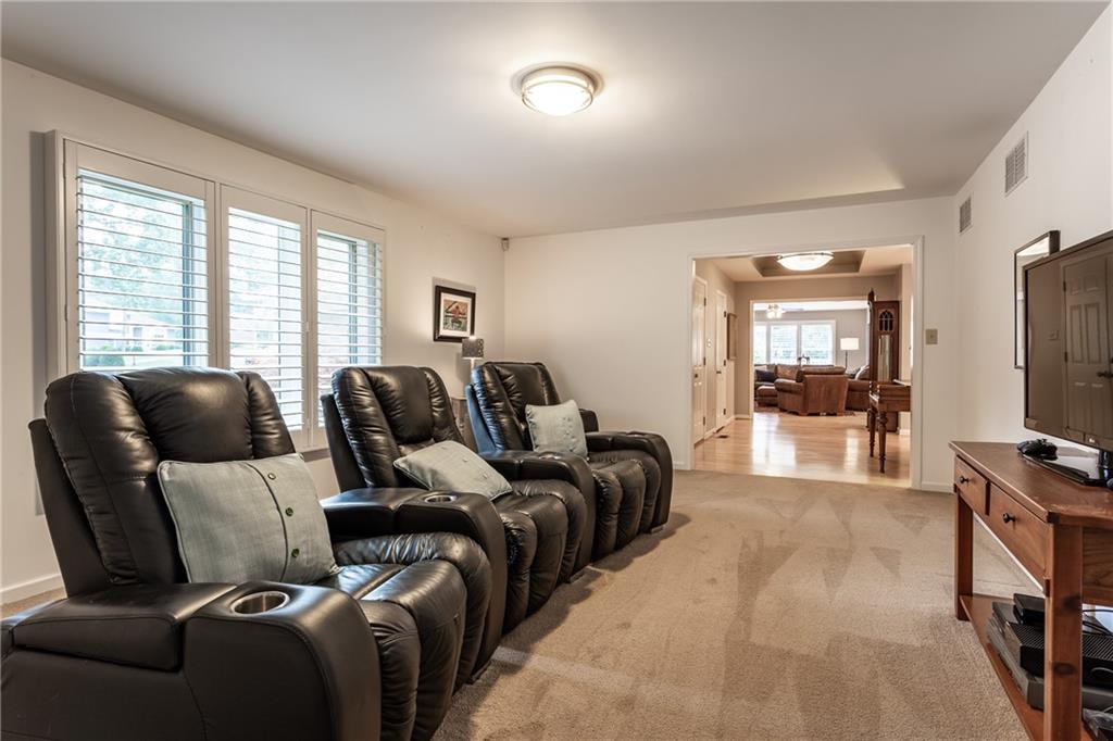 7224 Huntington Road Indianapolis, IN 46240 - Photo 14 of 47 Gallery Image 14