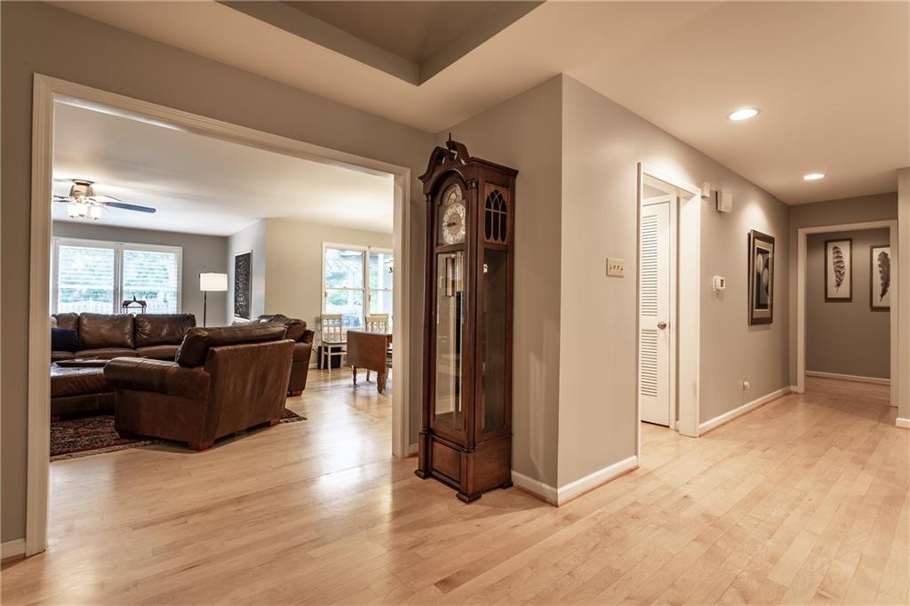 7224 Huntington Road Indianapolis, IN 46240 - Photo 5 of 47 Gallery Image 5