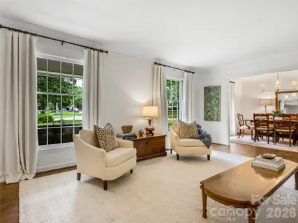 $949,900 | 1301 East Barden Road, Charlotte, NC 28226