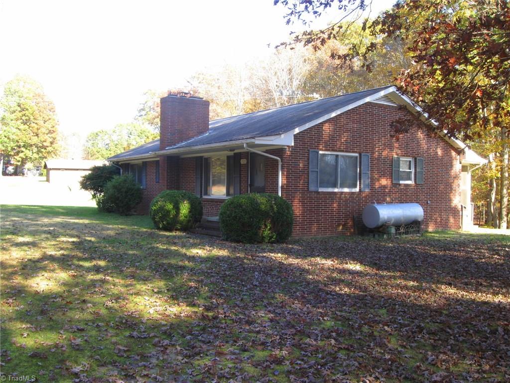 1723 Pipe Plant Road Walnut Cove, NC 27052 - Photo 8 of 30 Exterior Side/Front