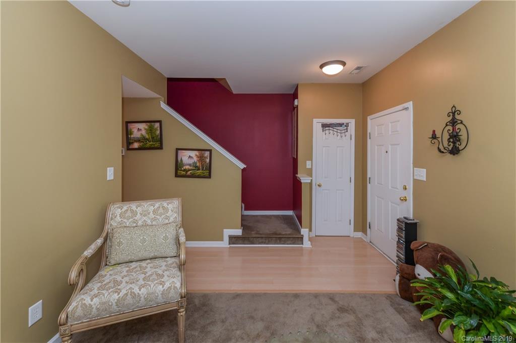 4889 Prosperity Ridge Road Charlotte, NC 28269 - Photo 4 of 18 Gallery Image 4