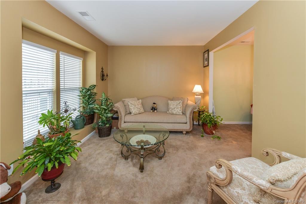 4889 Prosperity Ridge Road Charlotte, NC 28269 - Photo 5 of 18 Gallery Image 5
