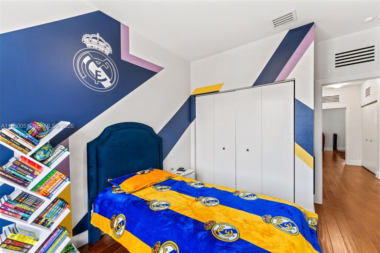 7226 Northwest 103rd Path Doral, FL 33178 - Photo 29 of 38 a bedroom with a bed and a lamp