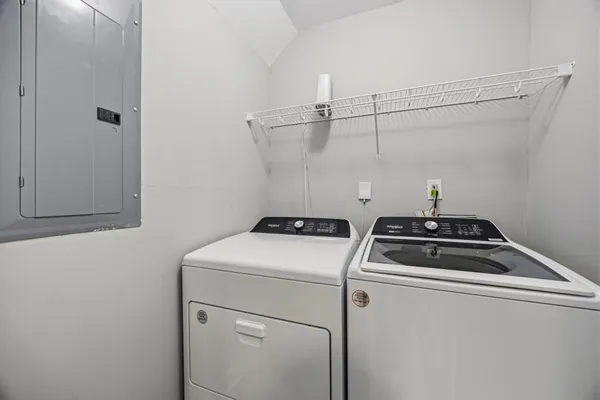 $2,700 | 2455 Lynn Iris Drive, Decatur, GA 30032