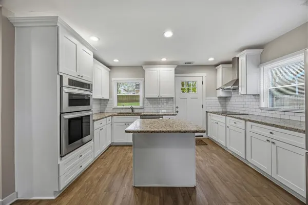 $2,700 | 2455 Lynn Iris Drive, Decatur, GA 30032