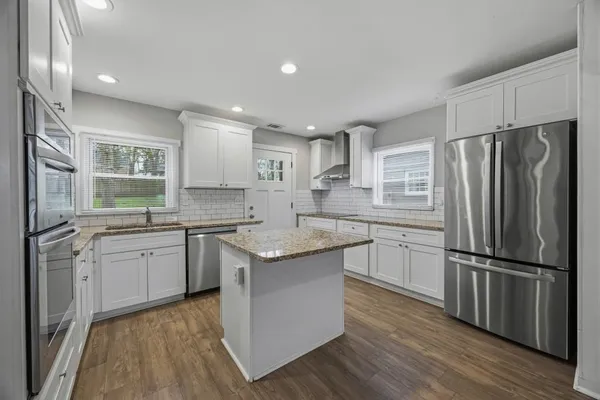 $2,700 | 2455 Lynn Iris Drive, Decatur, GA 30032