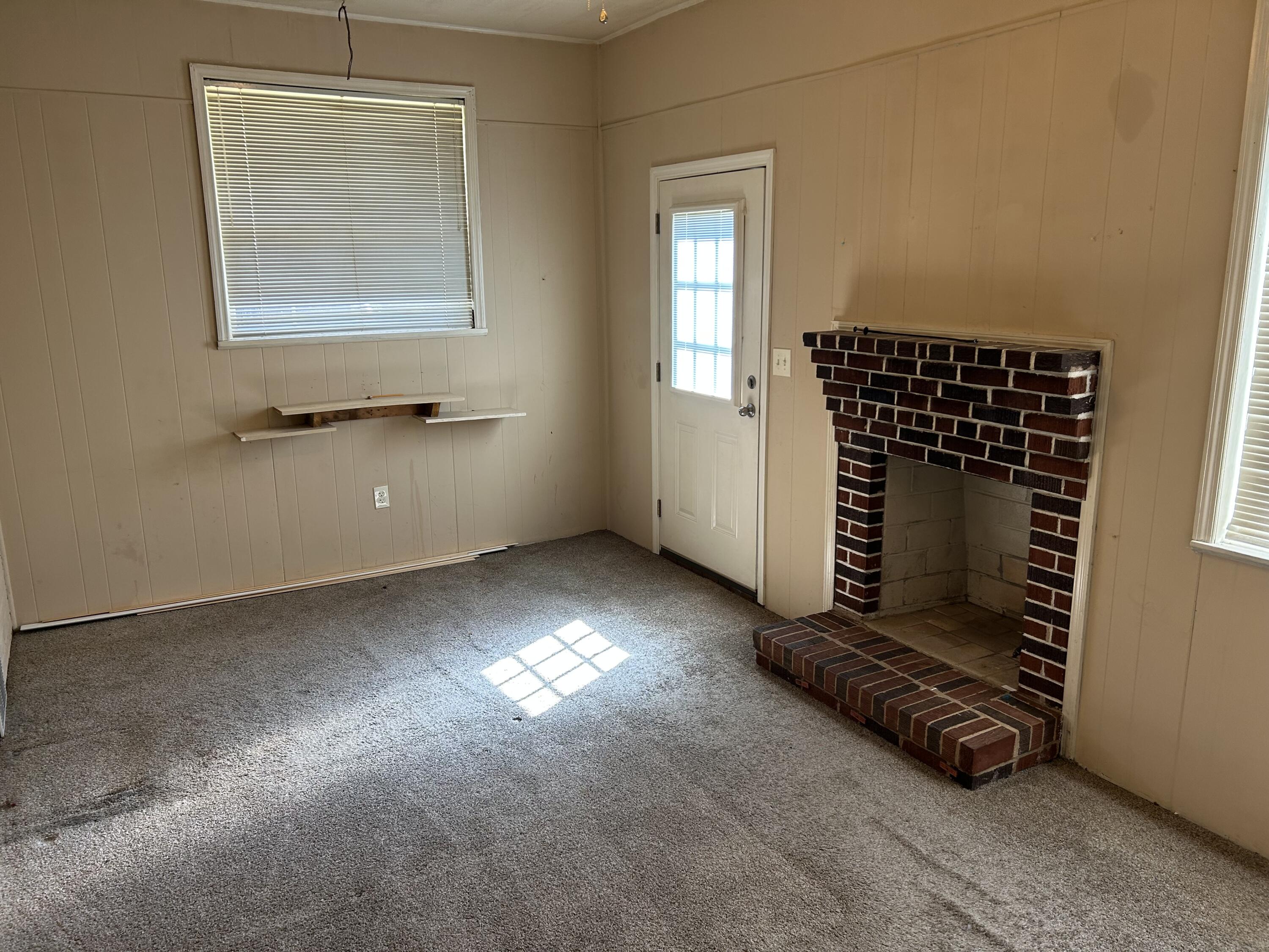 623 Central Road Thomson, GA 30824 - Photo 2 of 20 IMG_2805