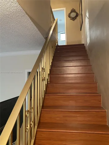 $3,400 | 8950 Collins Avenue, Unit 7, Surfside, FL 33154