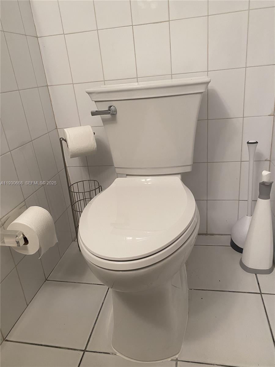 8950 Collins Avenue, Unit 7 Surfside, FL 33154 - Photo 17 of 24