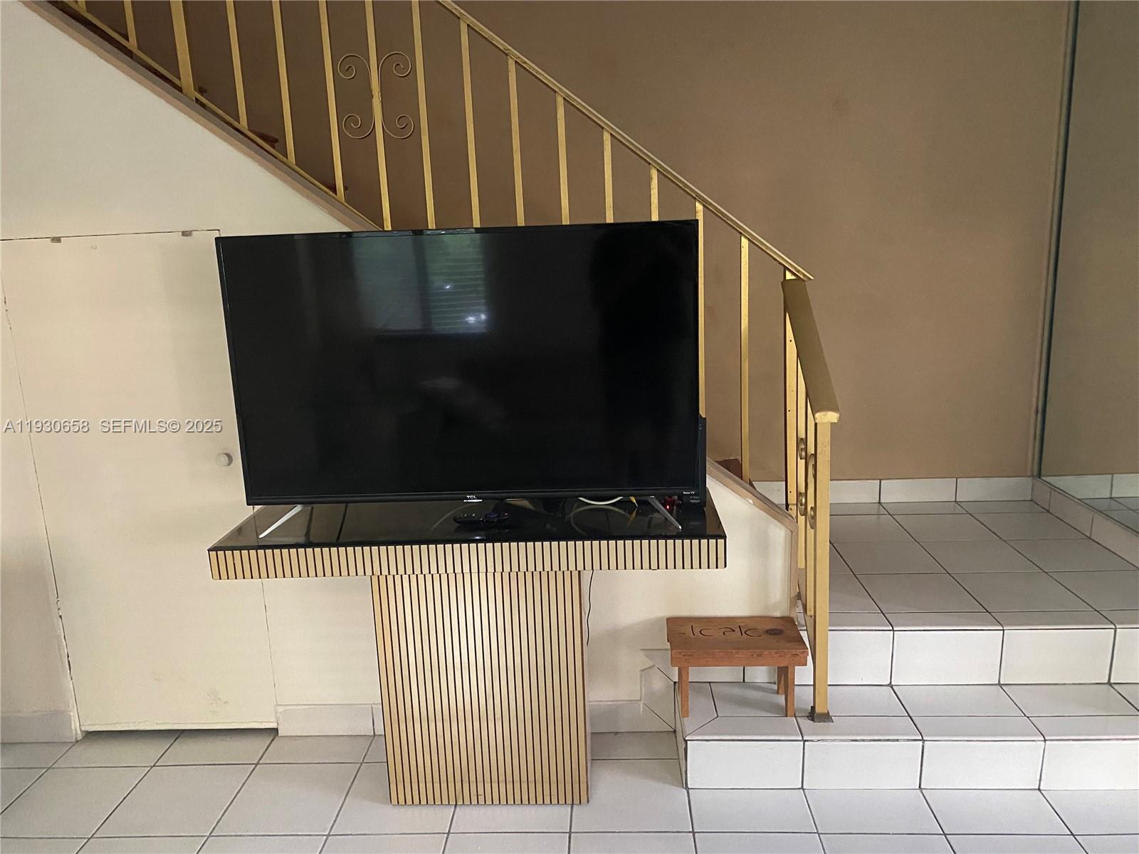 8950 Collins Avenue, Unit 7 Surfside, FL 33154 - Photo 19 of 24