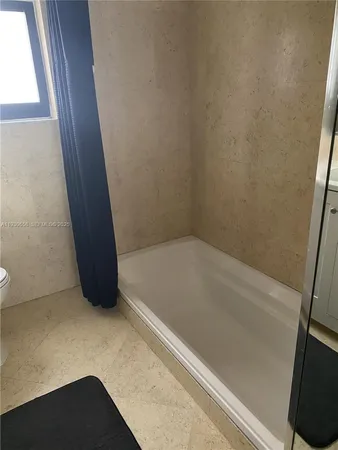 $3,200 | 8950 Collins Avenue, Unit 7, Surfside, FL 33154