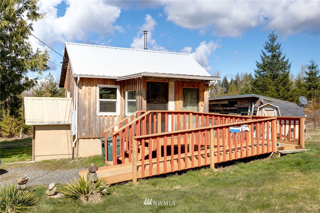 3568 Lindquist Road Bellingham, WA 98226 - Photo 1 of 19 Gallery Image 1
