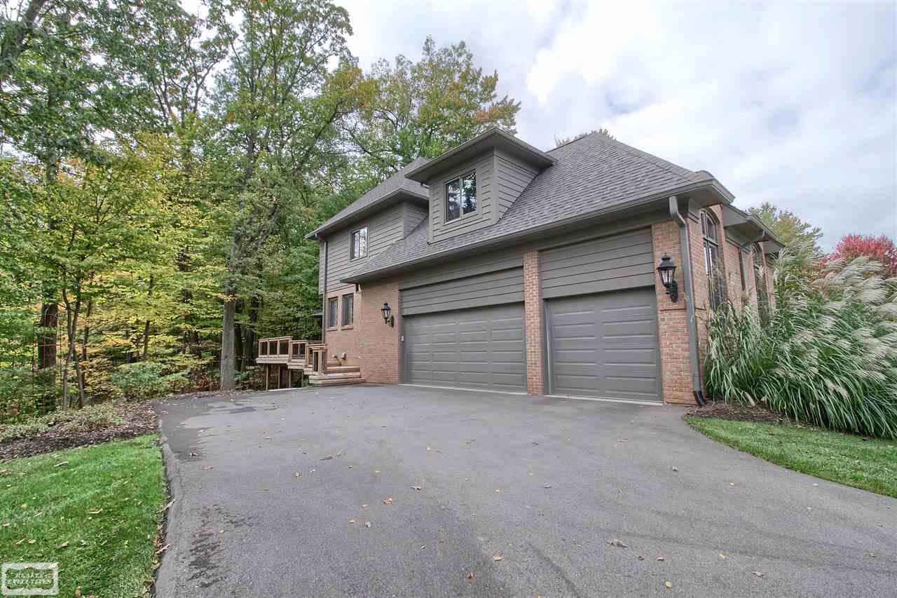 1589 Scenic Hollow Rochester Hills, MI 48306 - Photo 3 of 52