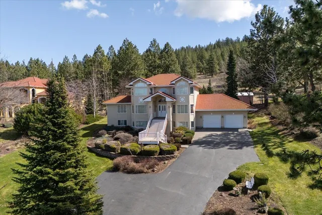 $819,995 | 5915 South Dearborn Road, Spokane, WA 99223