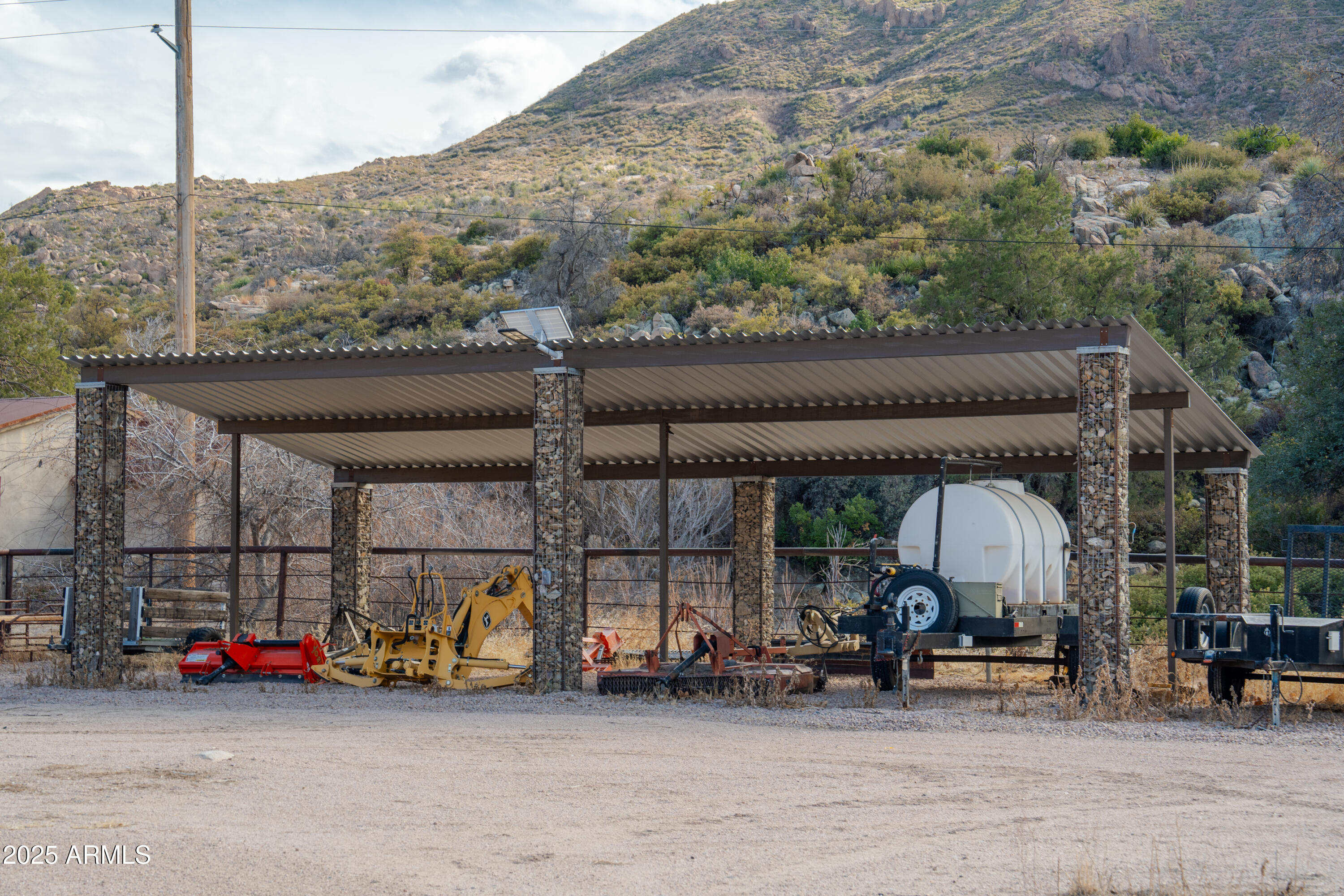 51238 North Pinal Ranch Road Miami, AZ 85539 - Photo 89 of 92 Shade Structure