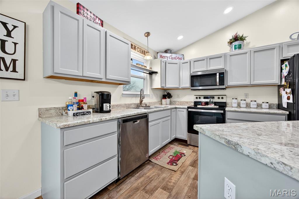 77 Colton Jesse Drive Winfield, MO 63389 - Photo 11 of 35