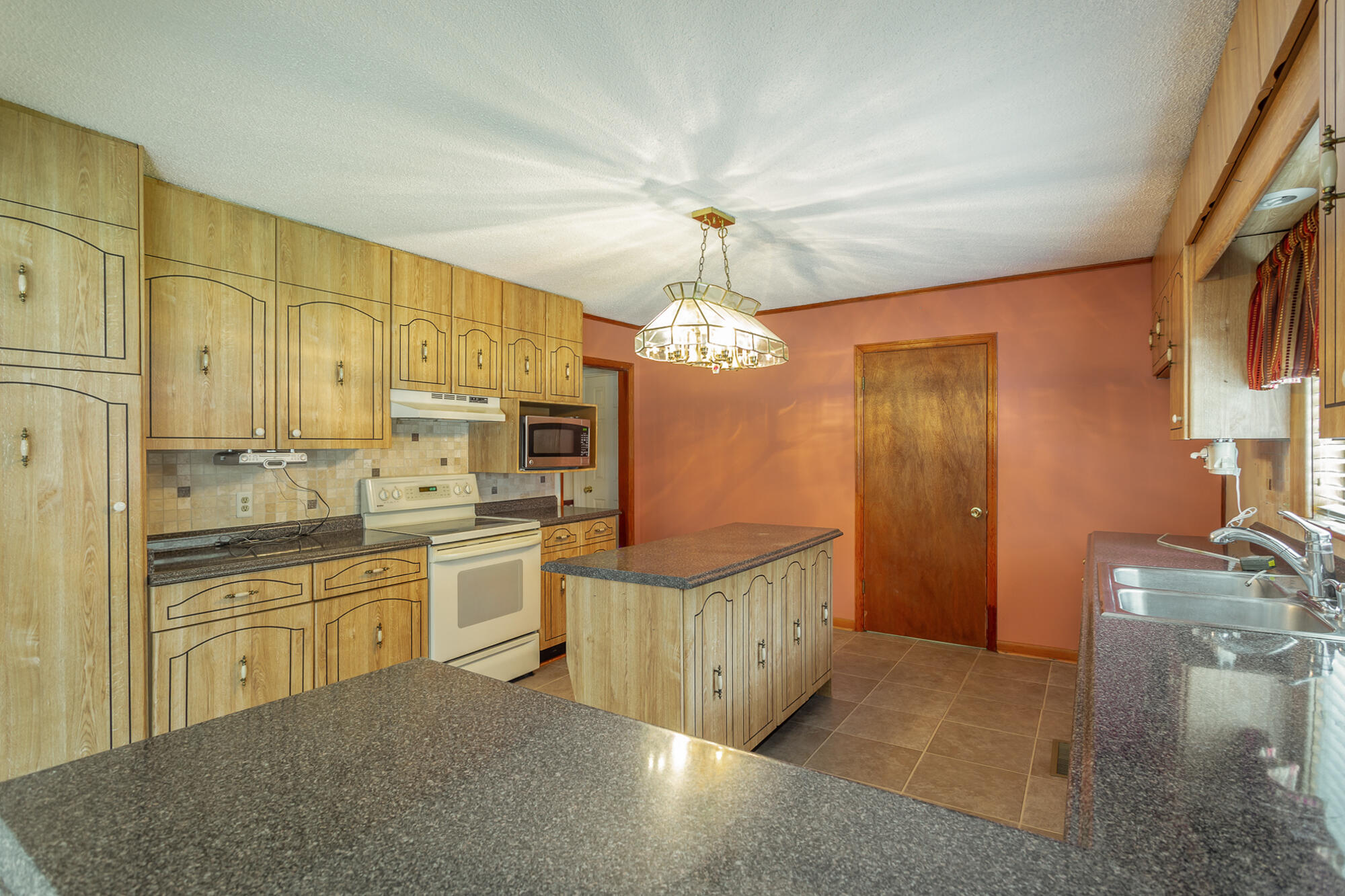 333 Cooper Road Rock Spring, GA 30739 - Photo 13 of 48 Kitchen