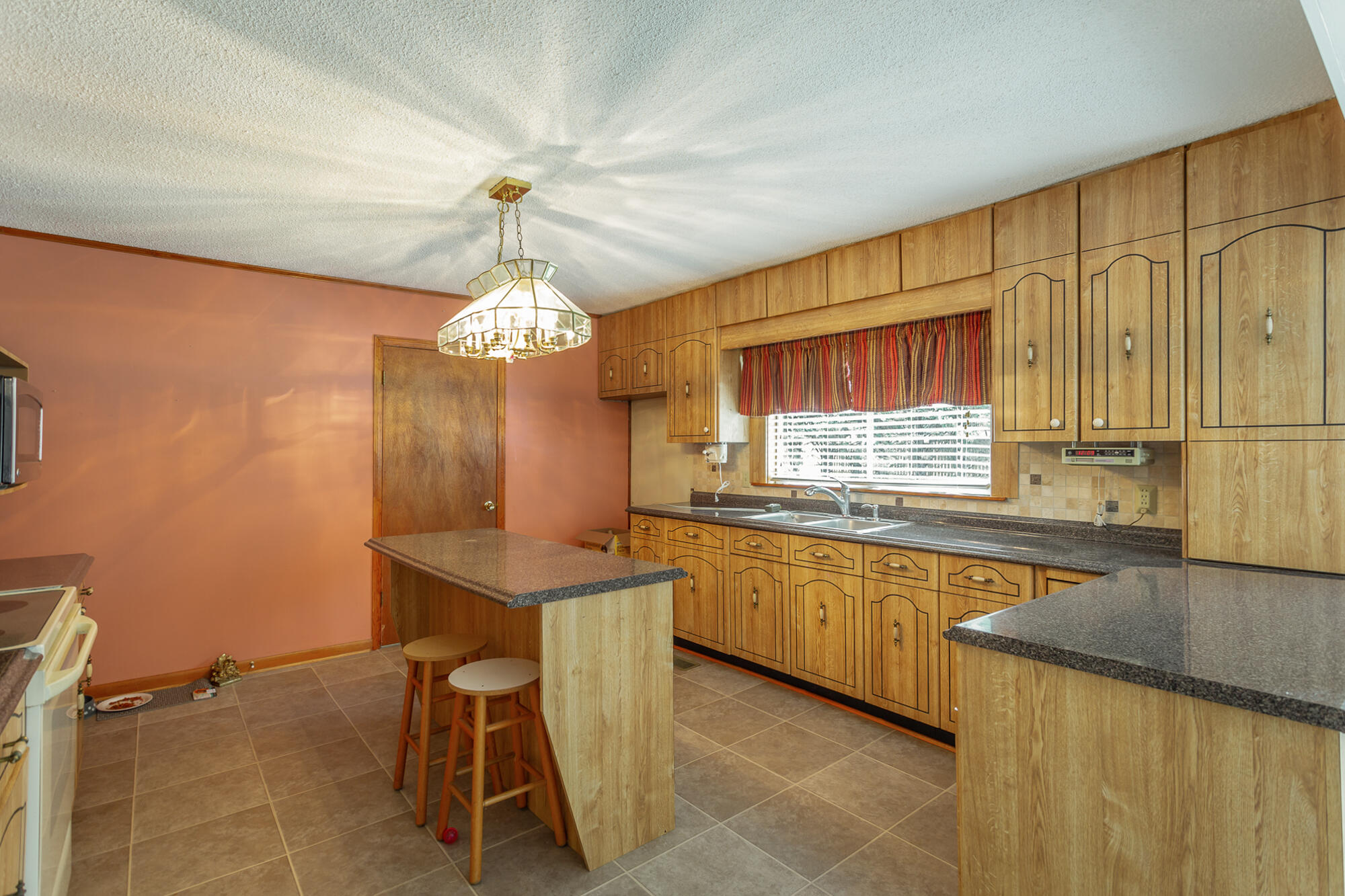 333 Cooper Road Rock Spring, GA 30739 - Photo 17 of 48 Kitchen