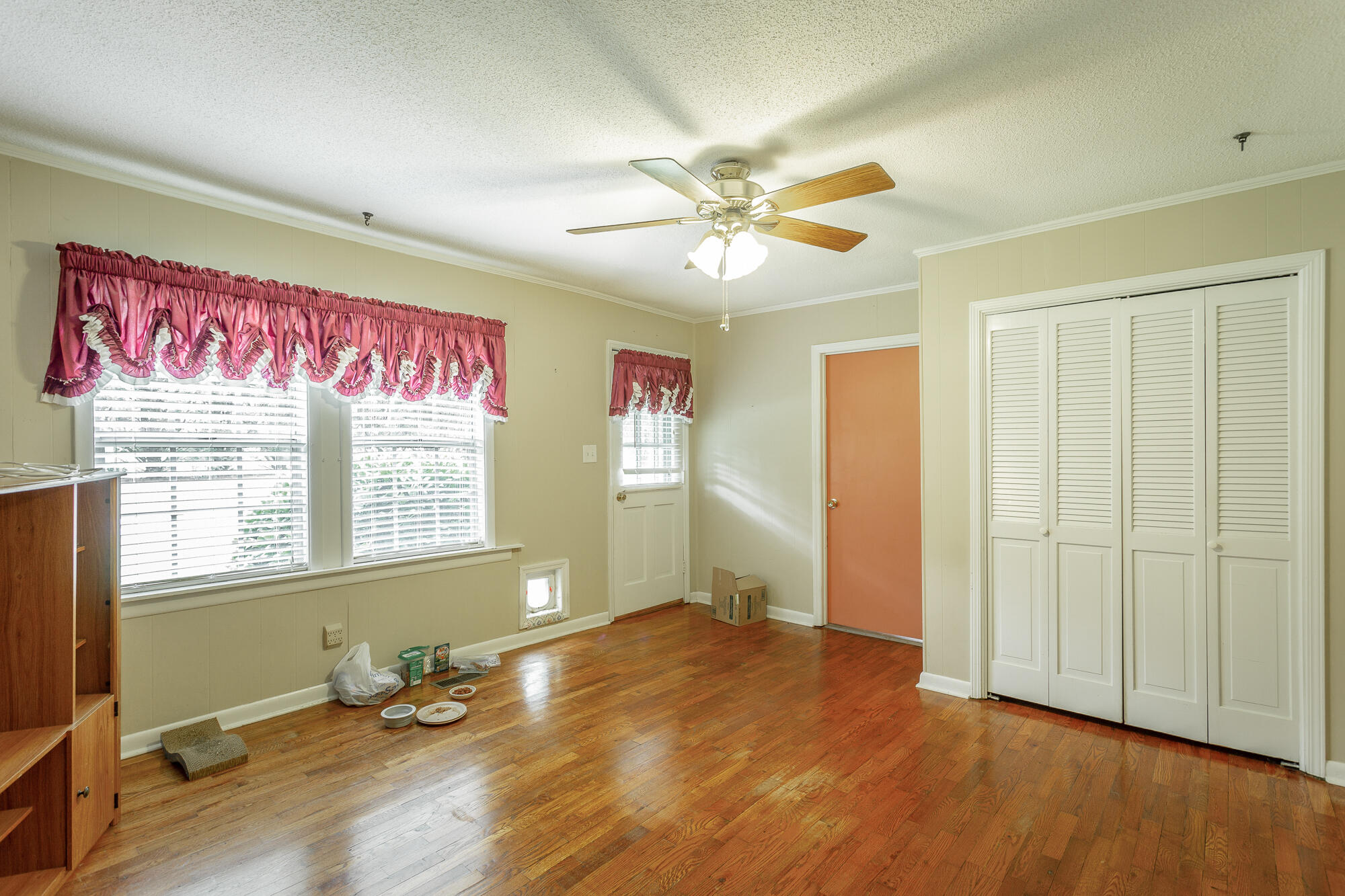 333 Cooper Road Rock Spring, GA 30739 - Photo 8 of 48 Great Room