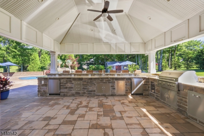 65 Washington Valley Road Warren, NJ 07059 - Photo 29 of 49