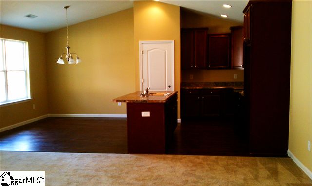 220 Fledgling Way Easley, SC 29642 - Photo 4 of 14 Gallery Image 4