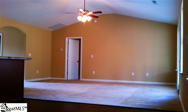 220 Fledgling Way Easley, SC 29642 - Photo 5 of 14 Gallery Image 5