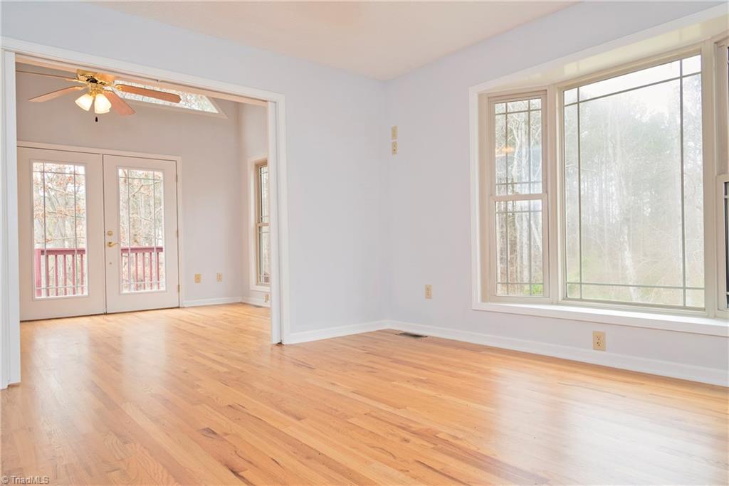 1052 Frye Bridge Road Clemmons, NC 27012 - Photo 4 of 30 Gallery Image 4