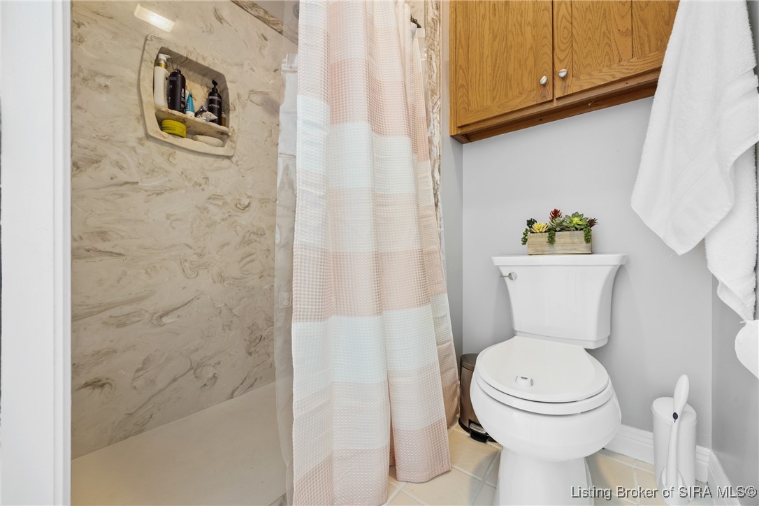 1185 South Moon Road Scottsburg, IN 47170 - Photo 29 of 86