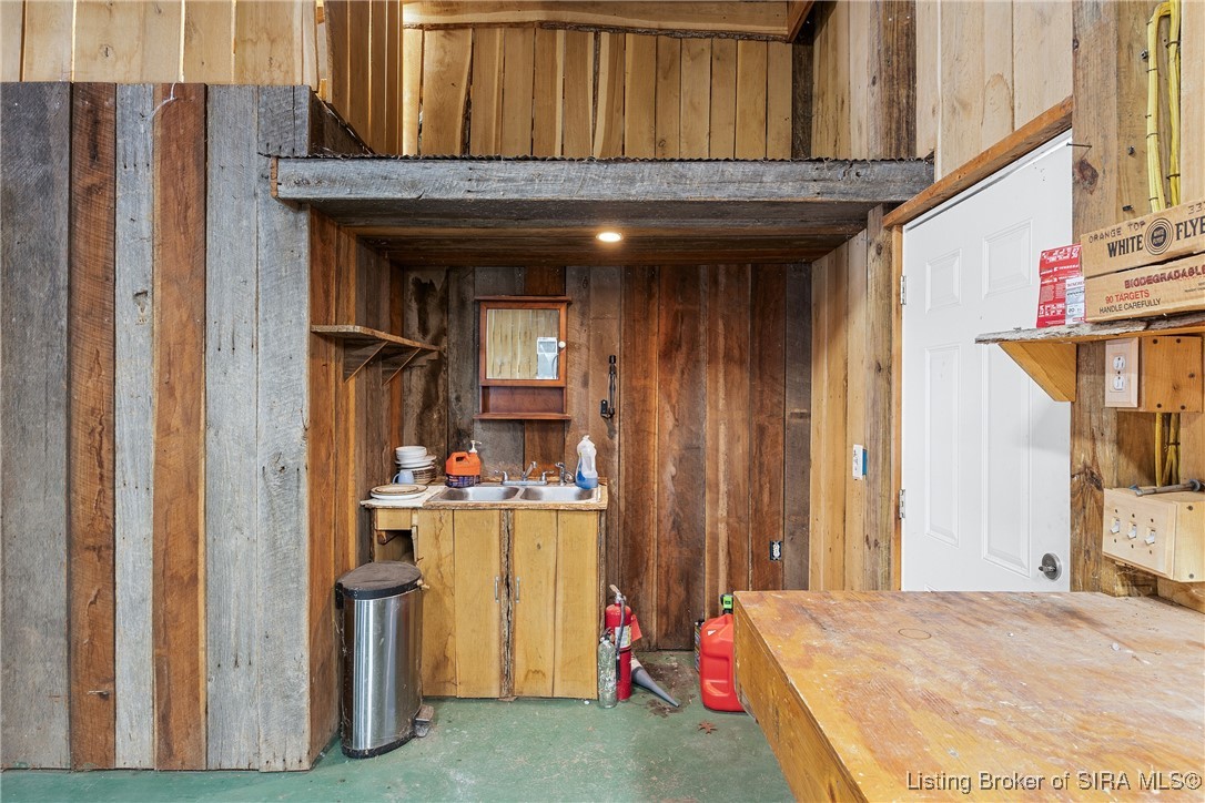 1185 South Moon Road Scottsburg, IN 47170 - Photo 64 of 86