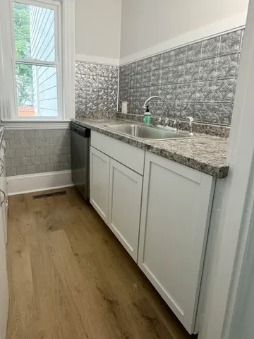 $399,000 | 117 Winter Street, Auburn, ME 04210