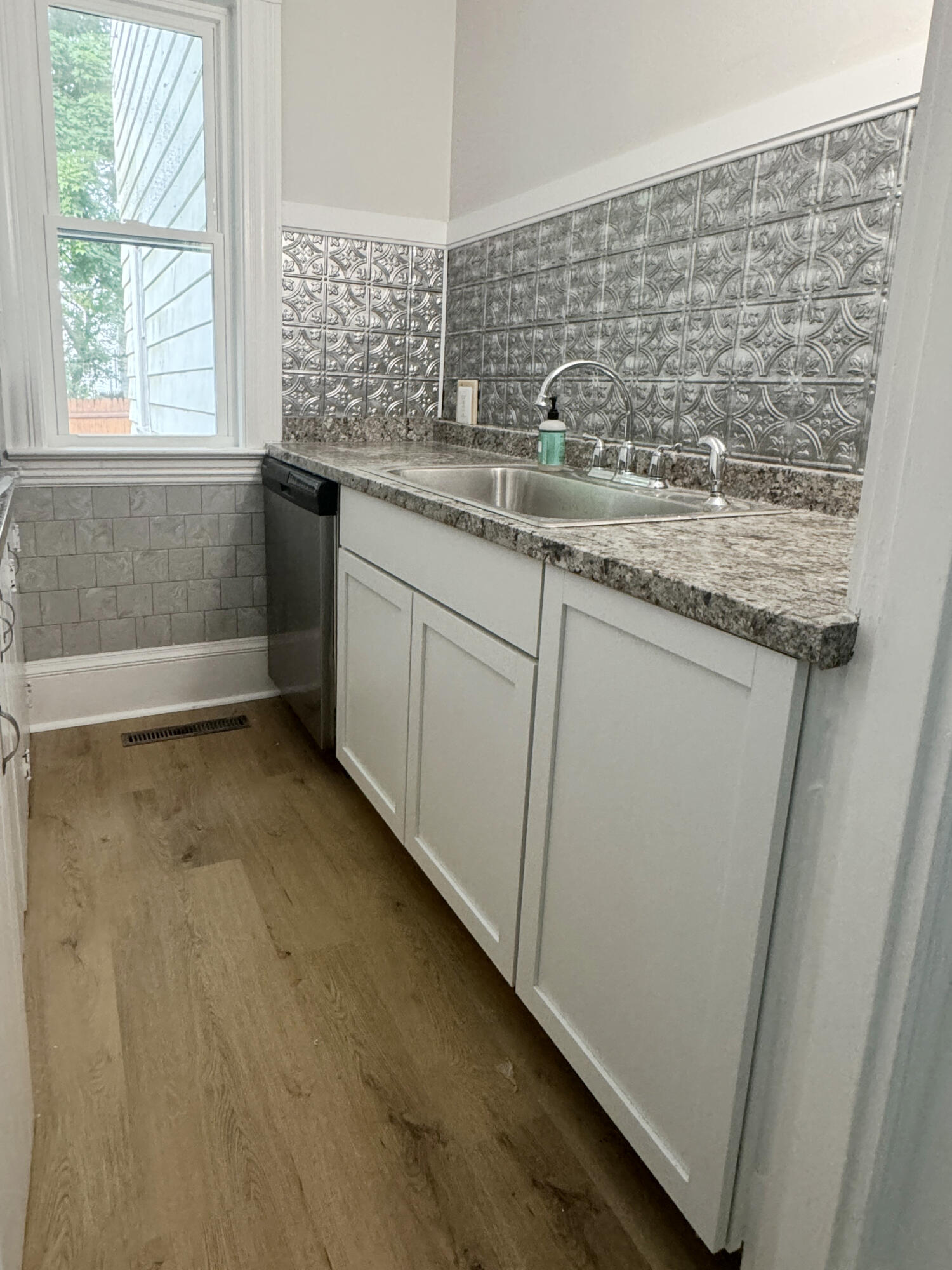 117 Winter Street Auburn, ME 04210 - Photo 17 of 21 IMG_3598