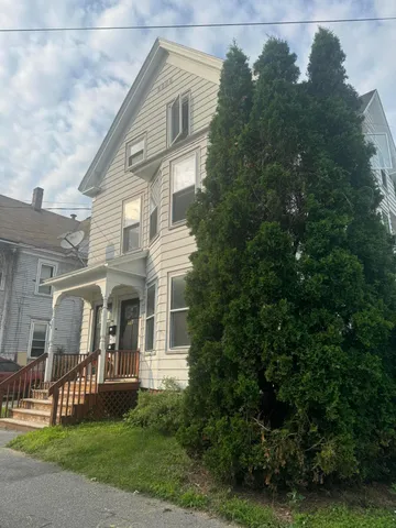 $399,000 | 117 Winter Street, Auburn, ME 04210