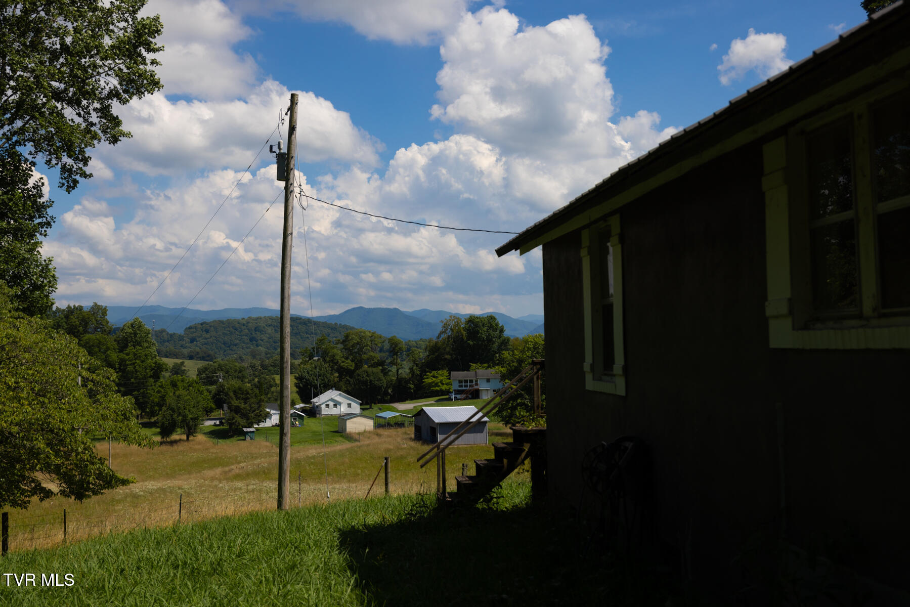 133 Bob Wright Road Elizabethton, TN 37643 - Photo 30 of 46 133bobwright_260708_0002
