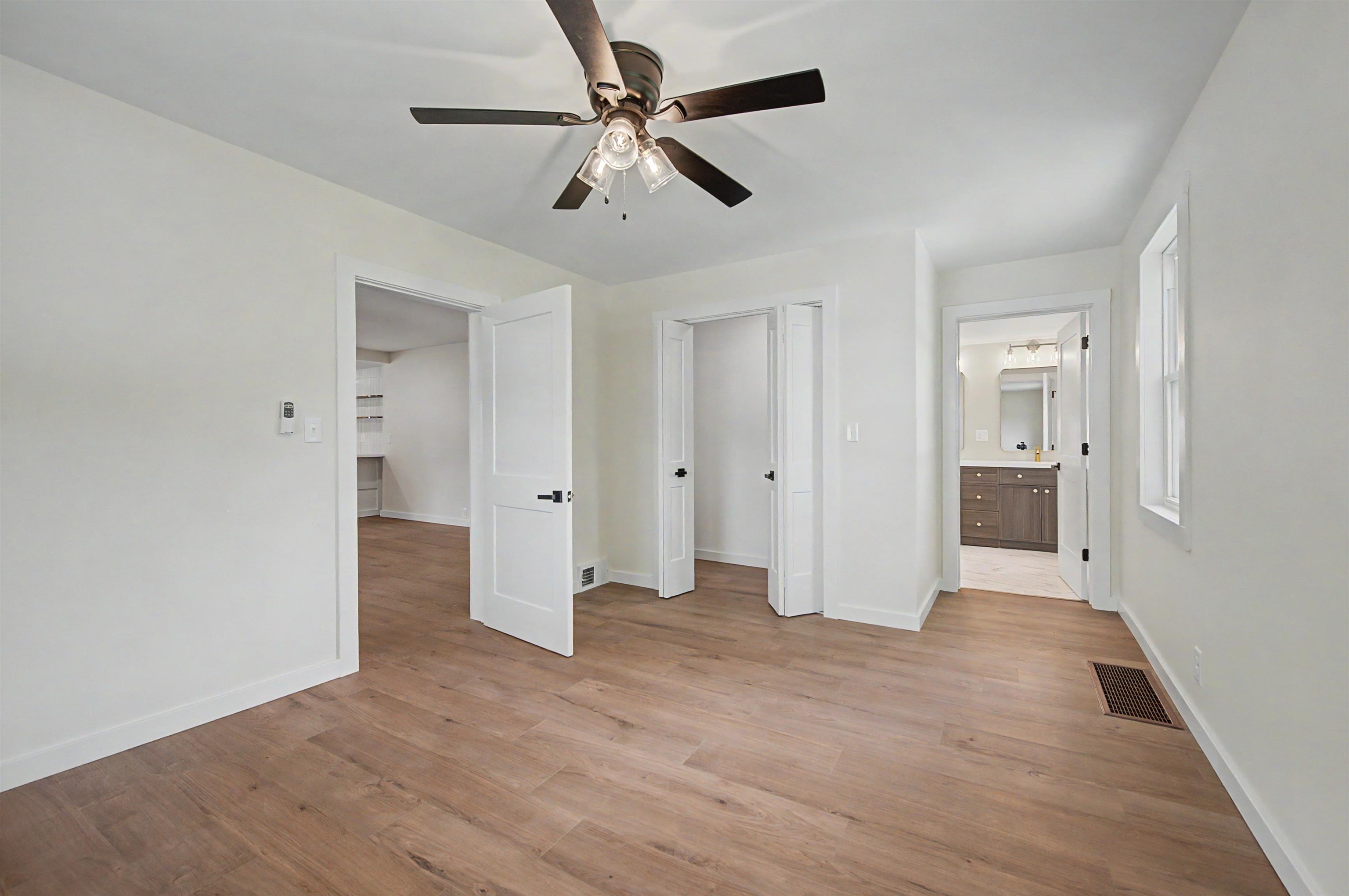 3018 West Beaver Road Freeport, IL 61032 - Photo 12 of 31