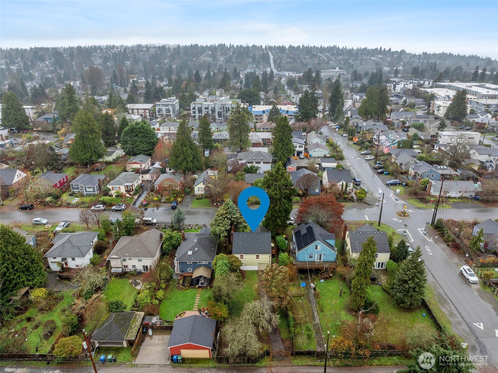 9748 Dayton Avenue North Seattle, WA 98103 - Photo 29 of 39 an aerial view of lake and residential houses
