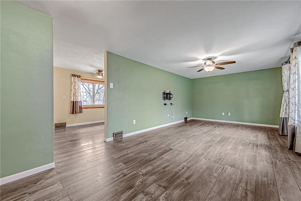 408 South Ruby Street Derry, PA 15627 - Photo 3 of 25