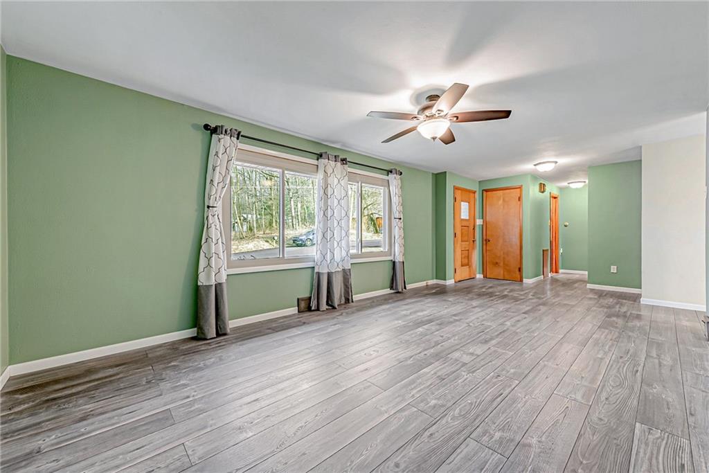 408 South Ruby Street Derry, PA 15627 - Photo 5 of 25
