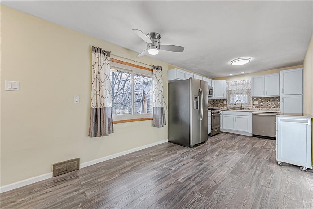 408 South Ruby Street Derry, PA 15627 - Photo 7 of 25