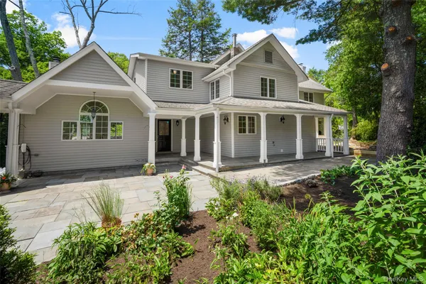 $1,980,000 | 125 Saxon Woods Road, White Plains, NY 10605