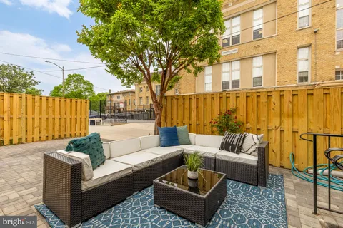 $1,585,000 | 1519 East Capitol Street Southeast, Washington, DC 20003